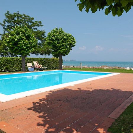 Incantevole Location Fronte Lago Sirmione Exteriör bild